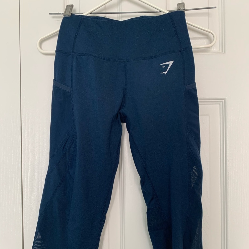 Gymshark blue crop leggings